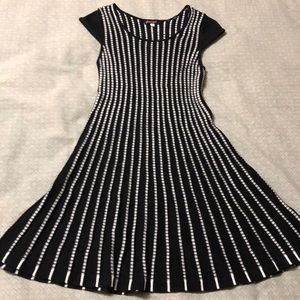 Ella moss knit dress